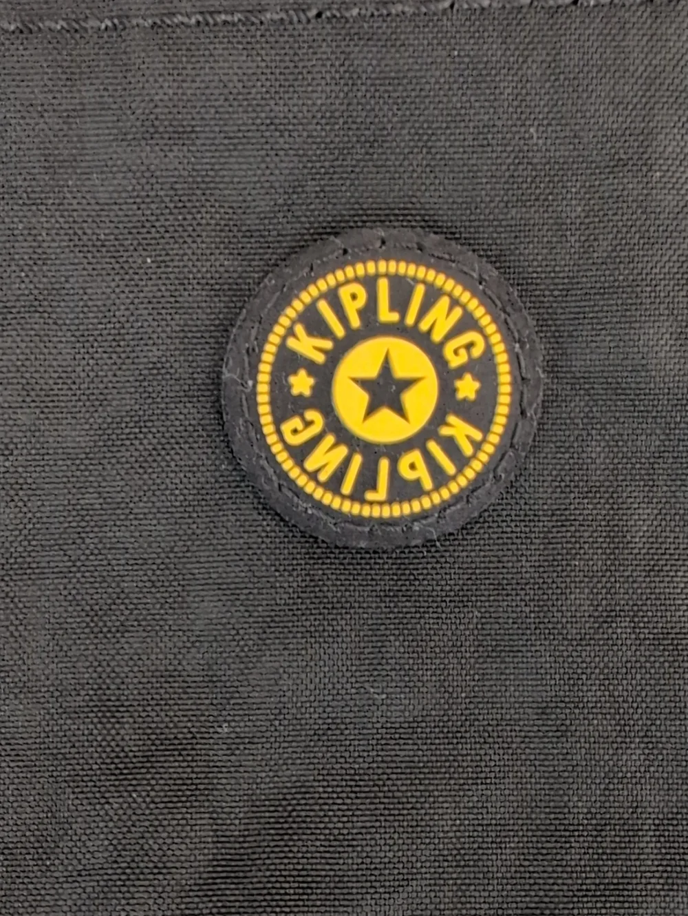 Kipling x Harry Potter Hufflepuff Black & Yellow Zip Pouch